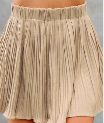 Women's Solid Color Pleated Mini Skirt - The Fashion Unicorn