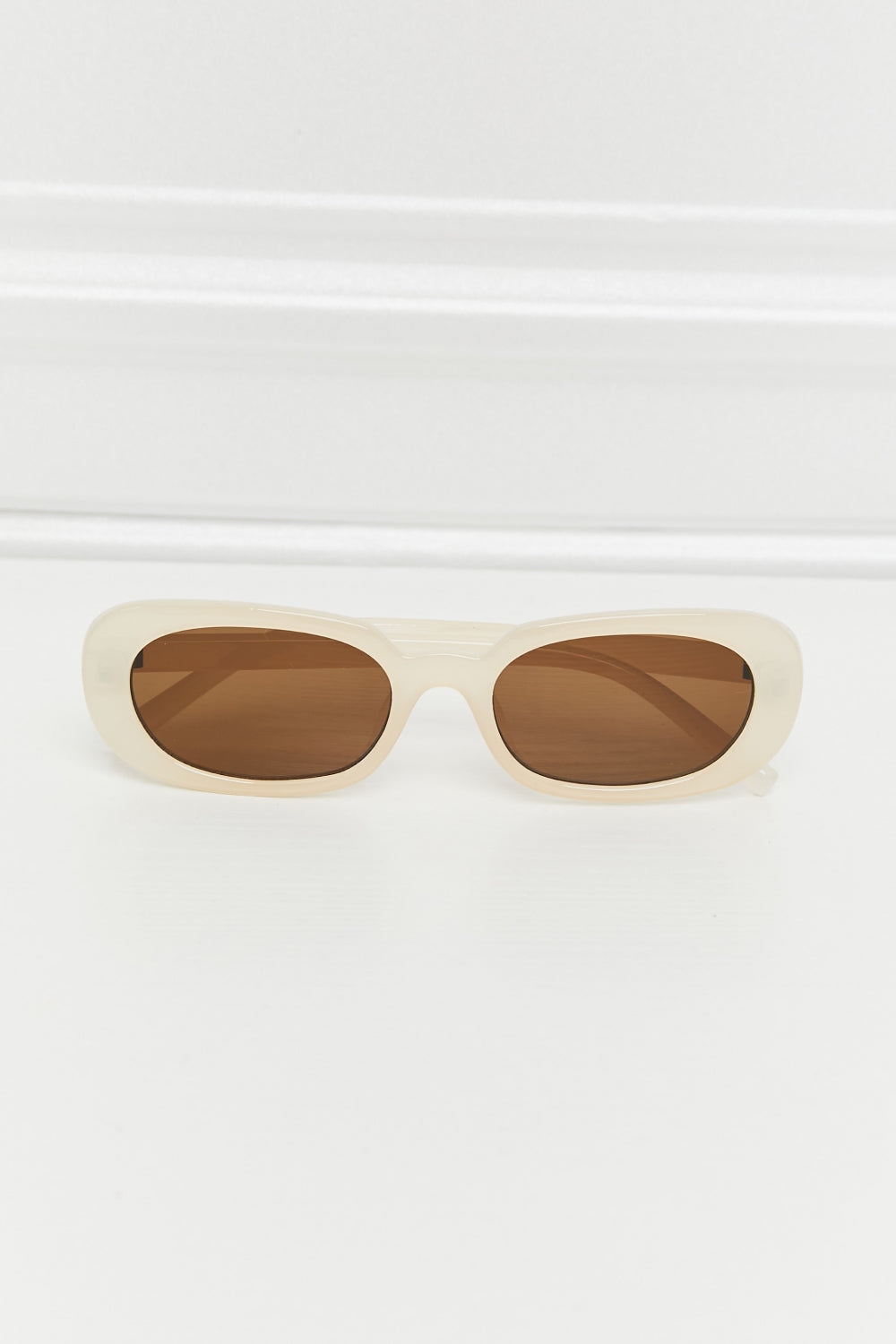 Oval Full Rim Sunglasses - The Fashion Unicorn